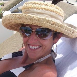 Meet your Posher, Michele